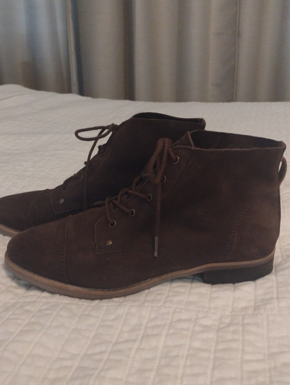 Diba Eli Genuine Suede Booties Women's 8 Lace Up Ankle Boots Chocolate Brown